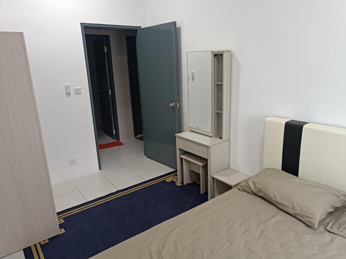 Aisy Homestay Putrajaya Cyberjaya Klia كامبونج دنغكيل المظهر الخارجي الصورة