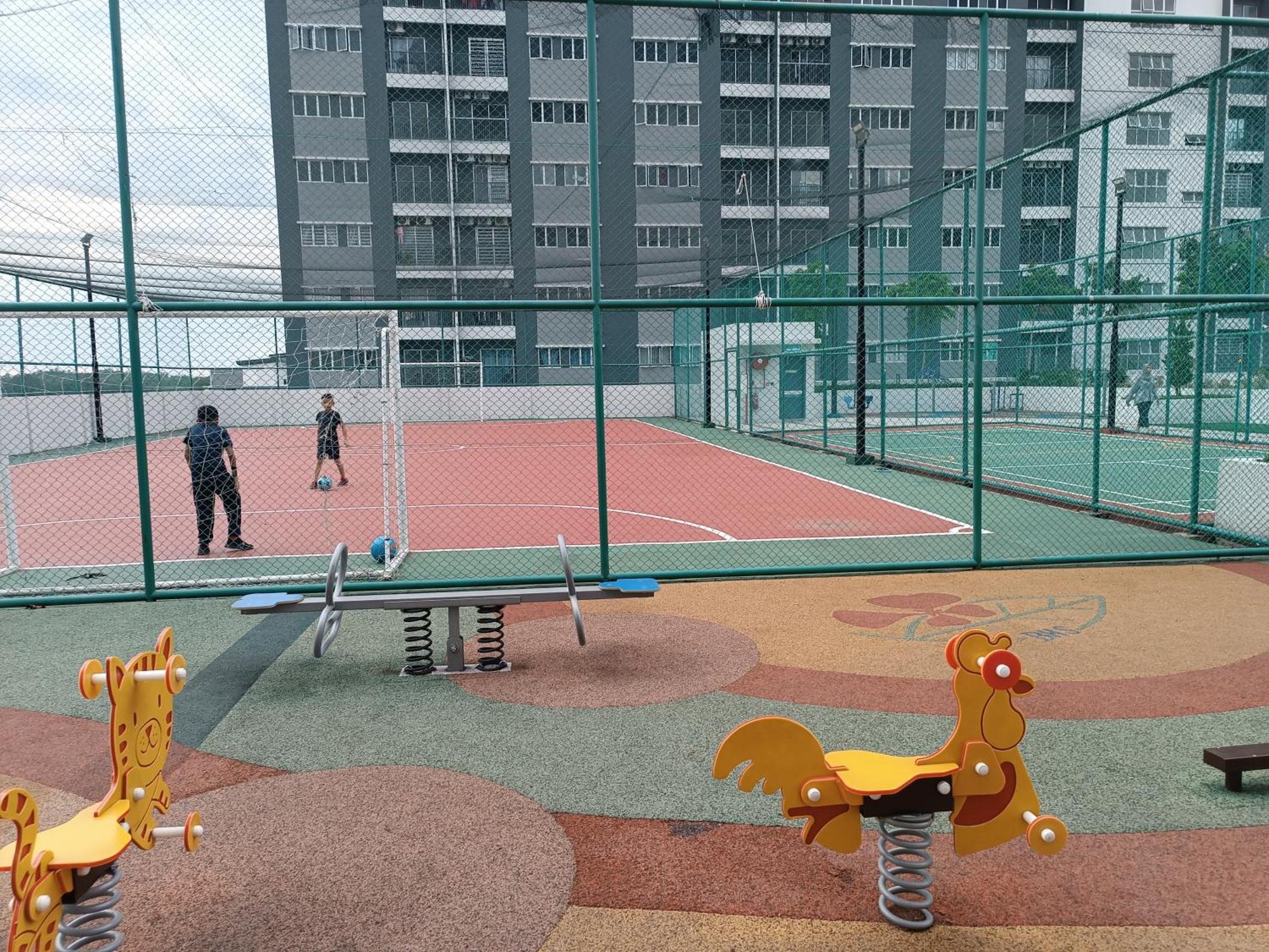 Aisy Homestay Putrajaya Cyberjaya Klia كامبونج دنغكيل المظهر الخارجي الصورة